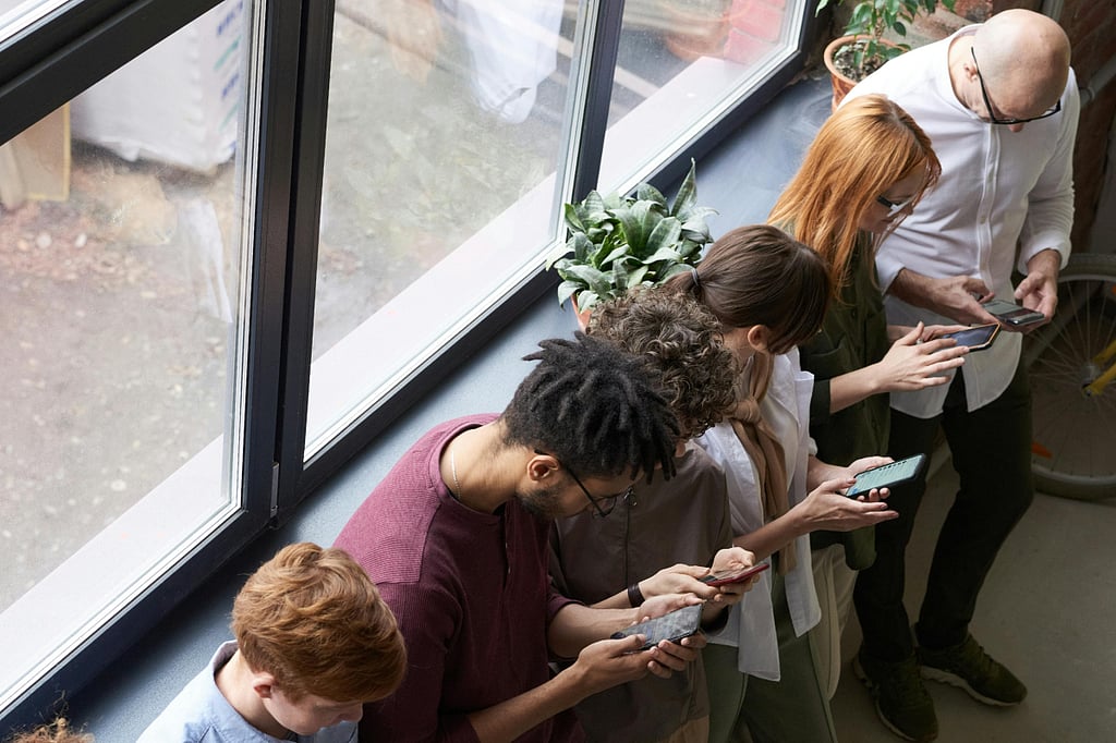 5 differences between how millennials and Gen Z text