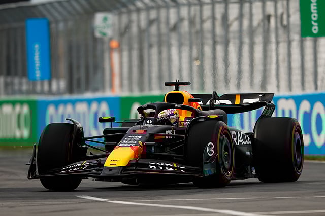 Verstappen roars through the corners