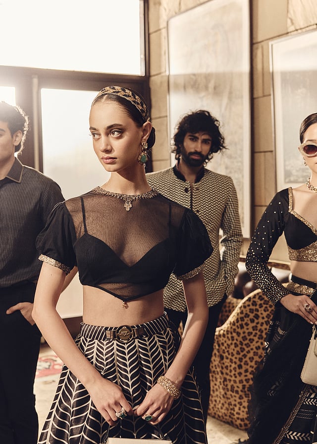 Royal motifs reimagined with a modern fluidity and lightness