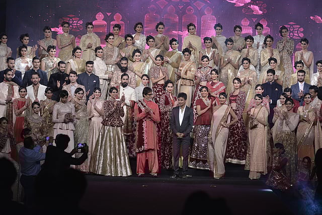 Vikram Phadnis on 35 yrs in fashion, Ananta, Smile Please Hindi remake