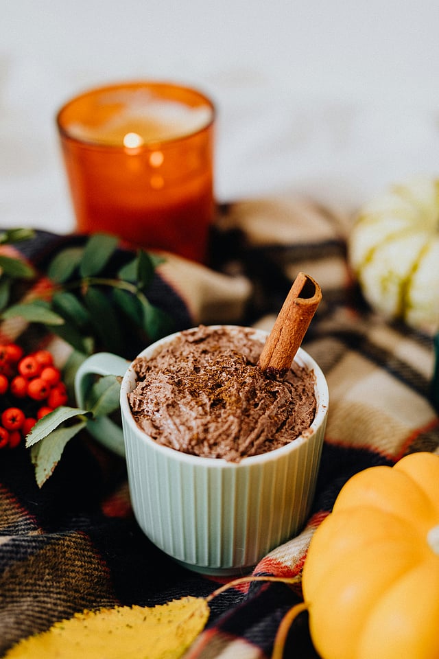 From Pumpkin spice latte to creamy autumn soup- this flexible spice mix can be added everywhere. 