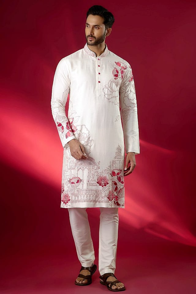 Silhouette from Assi Ghat by Sammohan