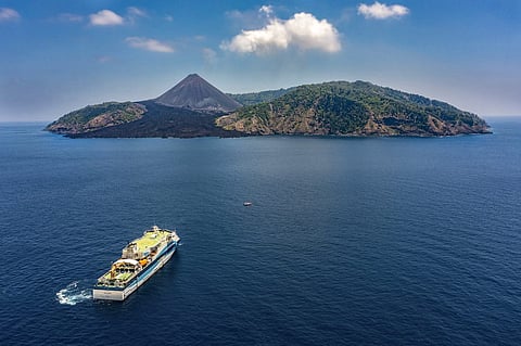 This overnight cruise offers a close look at India’s only active volcano!