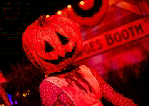 What are the common Halloween myths?