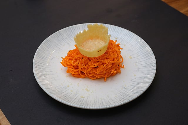 Linguine di Burro Saze