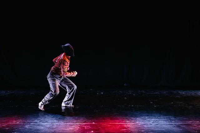 Abhay Mahajan's Asymptomatic spotlights an artist hungry for success! 