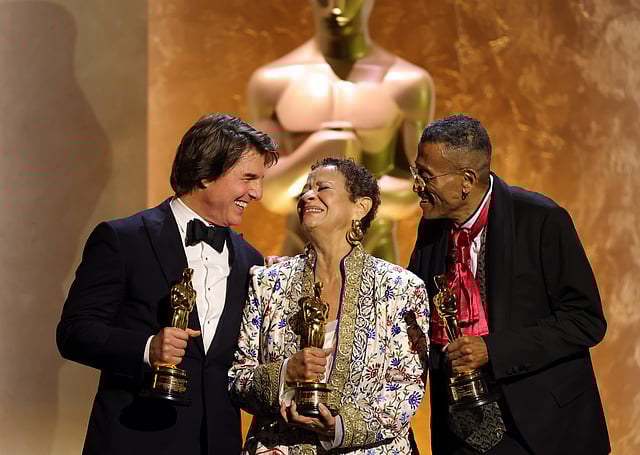 Tom Cruise wins the Honorary Oscars