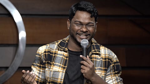 Haseeb Khan’s show in Hyderabad proves why heartbreak & friendship is the funniest