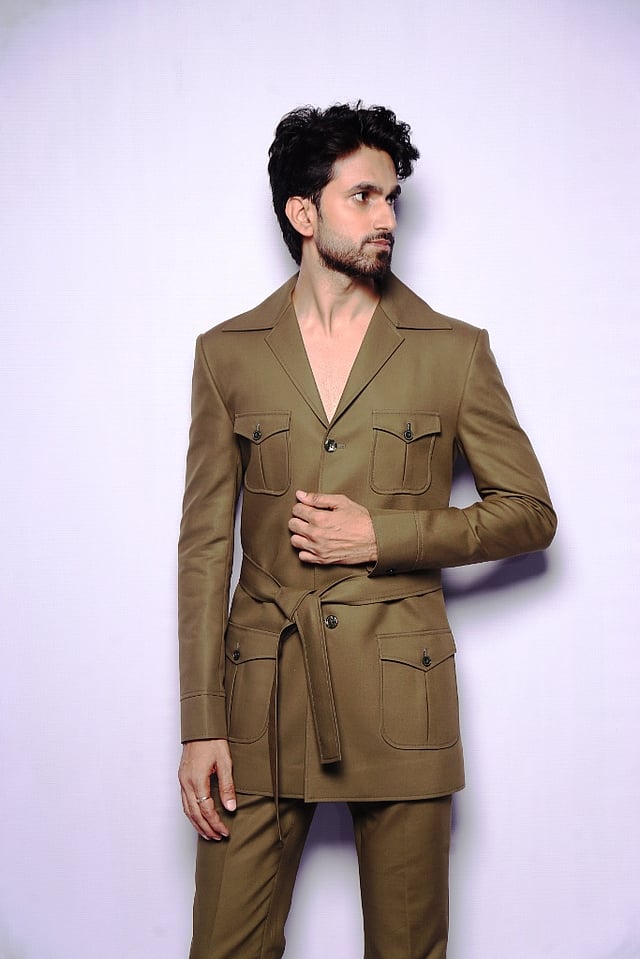 Silhouette from The Silent Attraction by Donsqra