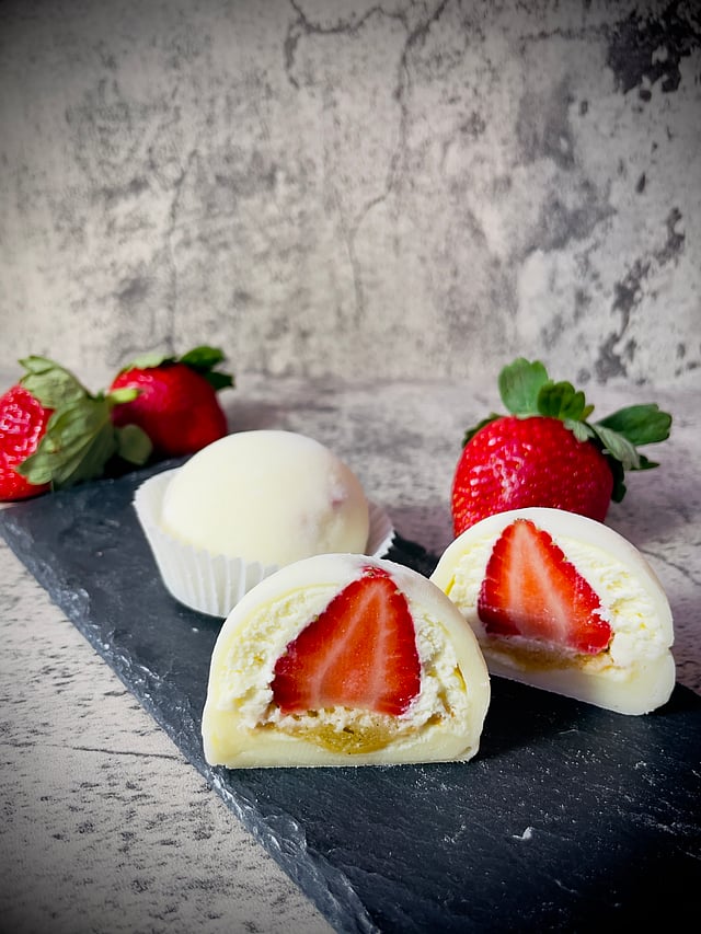 We loved the strawberry mochi at Moutan by Taiwan Maami
