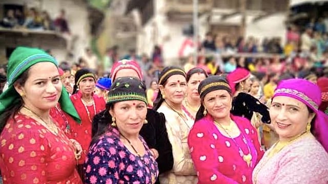 Previously, villages in Chakrata had imposed a rule limiting women to wearing no more than three pieces of traditional jewelry at weddings or other events