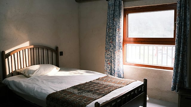 How to avoid pillow allergies?