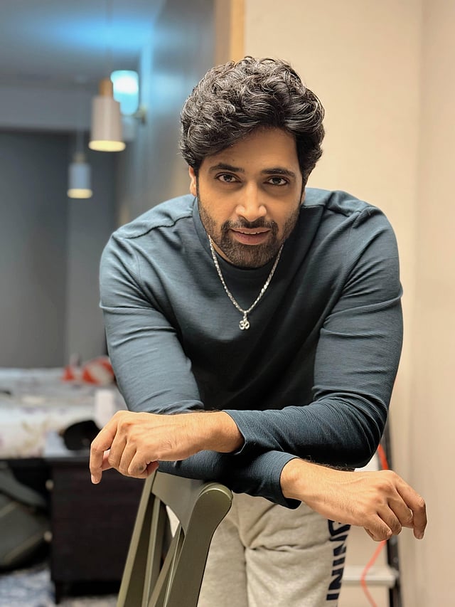 Adivi Sesh champions authenticity with bilingual shoot for upcoming action-drama Dacoit