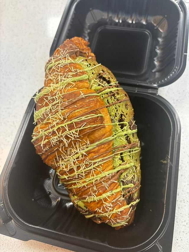 One of the viral foods from Dubai that you cannot miss is the Crookie.