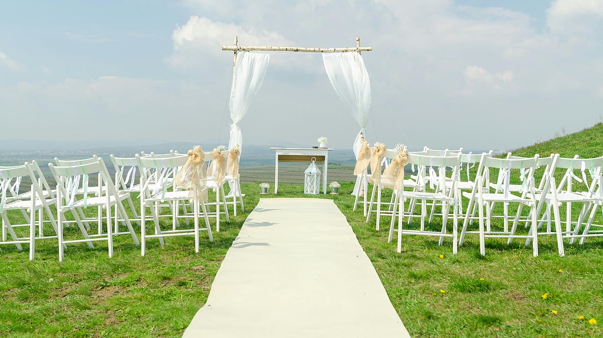 Fresh Look at 11 Ways To Simplify Your Wedding Without Compromising On Style