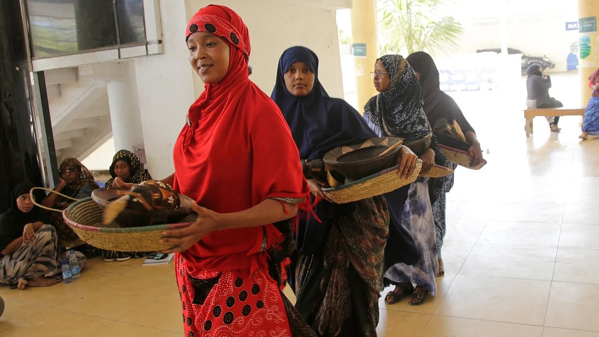 At Somalia’s National Theater, poets rebuild culture through verse