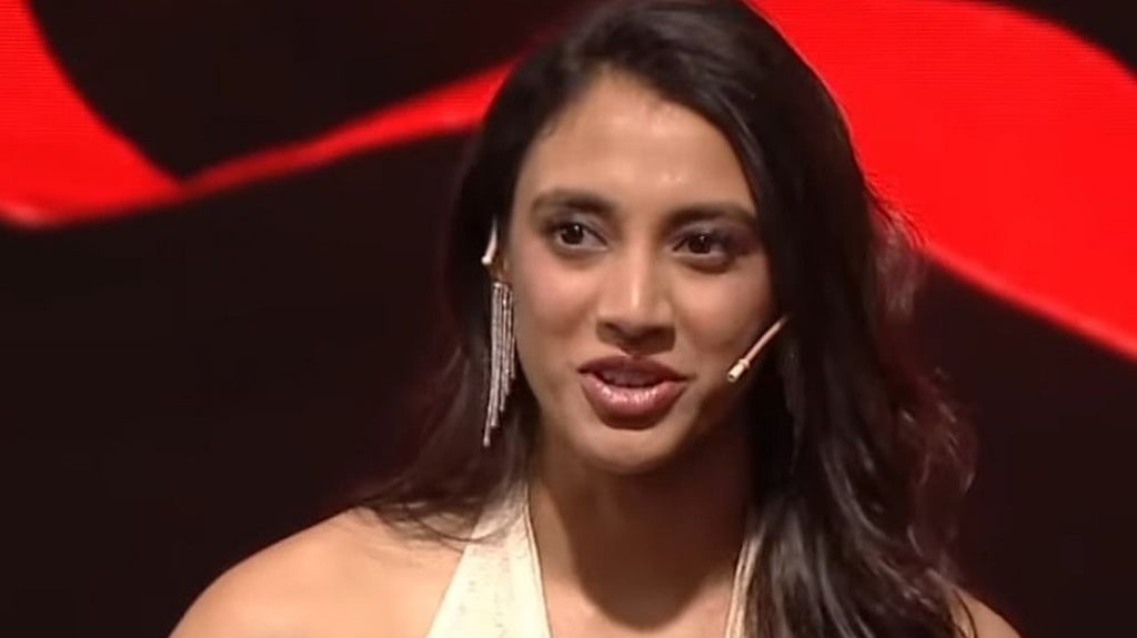 Simit Mathana Smriti Mandhana’s Elegant Look at OnePlus Event Goes Viral