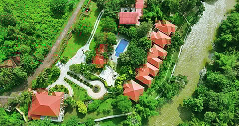 Explore nature's luxury in the heart of the jungle in this property along the Kabini River