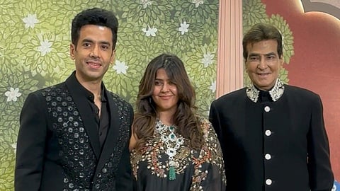 Jeetendra and Tusshar Kapoor sells Mumbai Commercial property