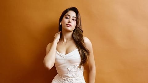 Janhvi Kapoor reportedly leaves Dharma Productions talent management agency; fans react differently 