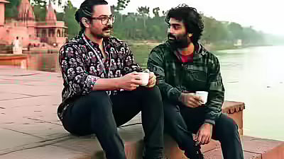 Aamir Khan pays surprise visit to Arijit Singh following playback retirement shock