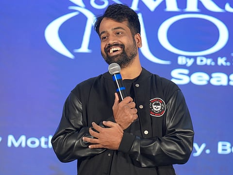 Sakil Ansari turns migration and memory into a hilarious comic set in Hyderabad