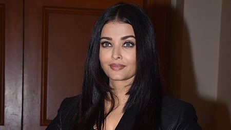 Aishwarya wishes ‘Babyyy-Papa’ Abhishek Bachchan on his birthday