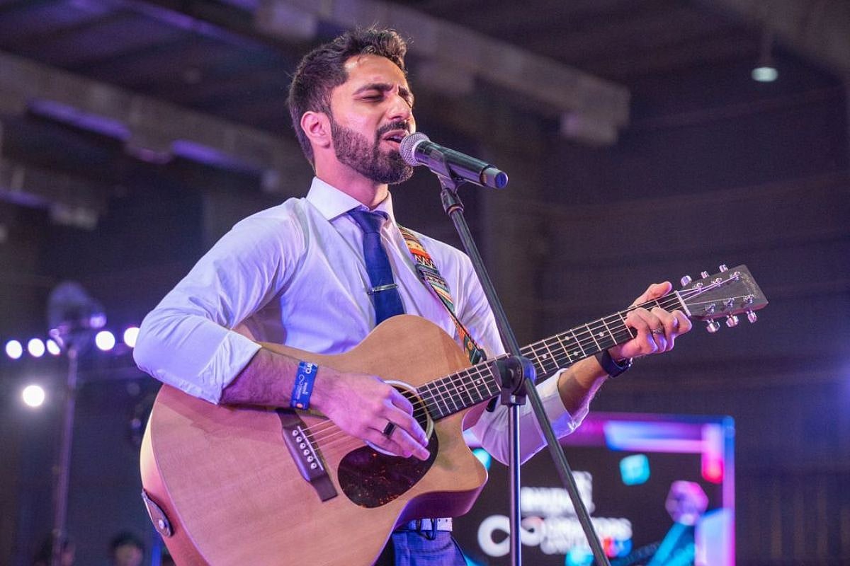 Kshitij Anand drops his new romantic single Vasna