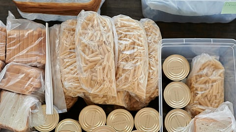 The plastic wrap diet is a quick fix for weight loss, but also raising a lot of questions