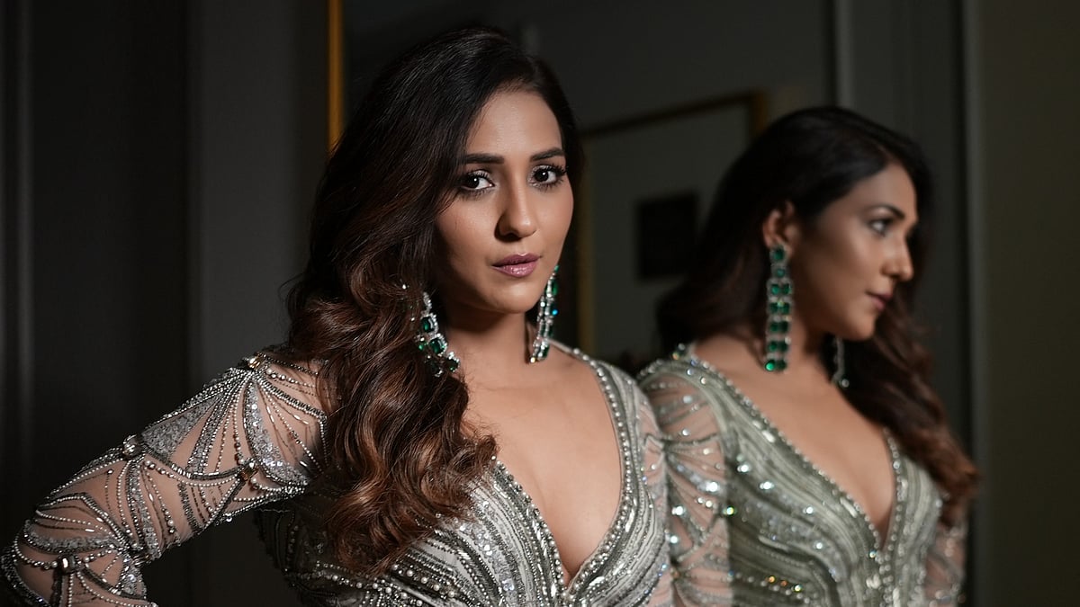 Neeti Mohan speaks about her new song, Aasma Aasma, from Do Deewane Seher Mein