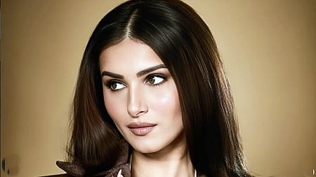 Tara Sutaria shows off her baking skills