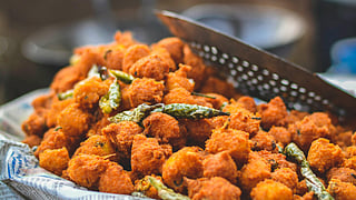 This Kolkata summer, do not miss out on this street food buffet that the city has to offer
