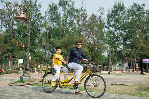 Where to cycle in Kolkata at dawn before the traffic takes over