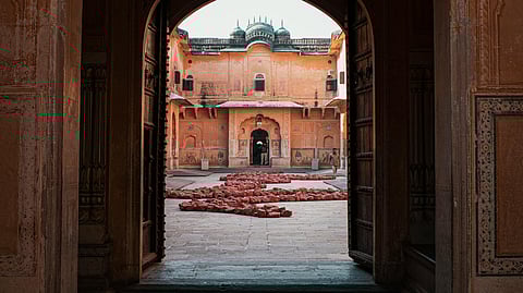 5 ways to discover offbeat spots in your city