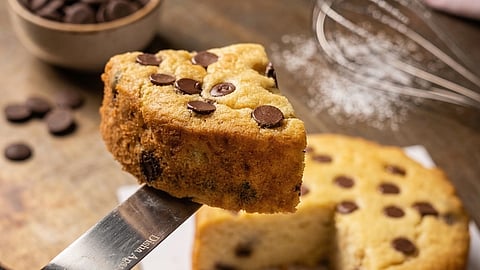 Dessert Odyssey makes the viral butter cake!