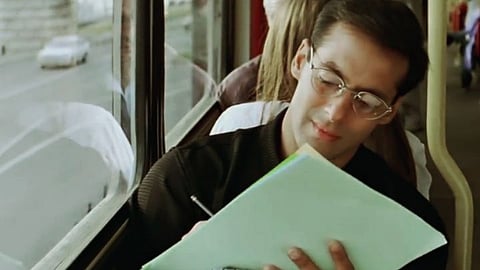 Salman Khan has once again grabbed attention, this time for a new look