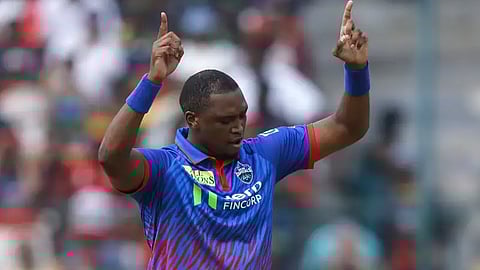 Lungi Ngidi got injured during a match between Delhi Capitals and Punjab Kings