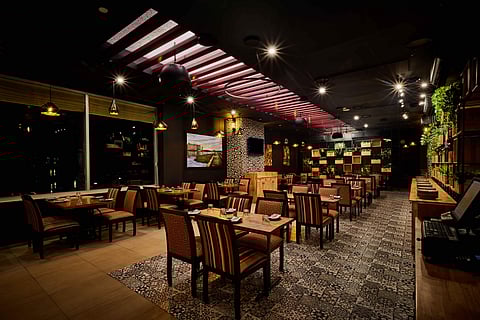 Snack on Thayir sadham fritters at this rad new cafe in Chennai 