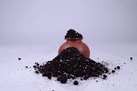 Organure creates organic potting soil to aid gardening in urban areas