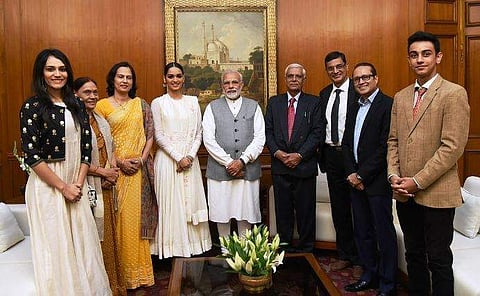Manushi Chhillar with Narendra Modi