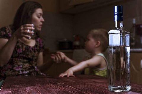 Parents' alcohol use linked to teenage dating violence