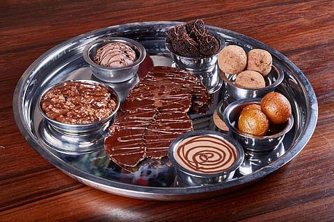 Mumbai calling: Baked vada pav to cold coffee golas