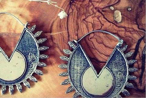 Pongal fashion: Paisley patterns and kolam on your bracelet