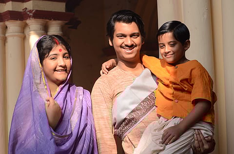 Ujaan and Abantika in Rosogolla