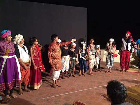 Featuring Vijay Tendulkar's short play