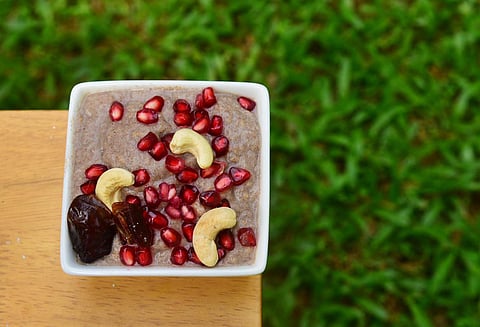 Finger Millet Porridge with Fruits & Nuts