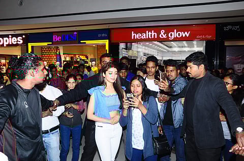 Pranita Suresh with fans