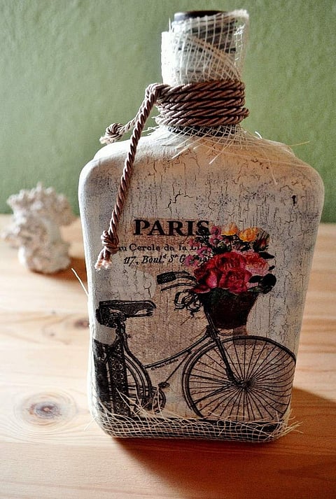 Decoupage