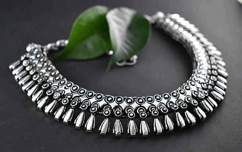 Amethyst fashion pop-up