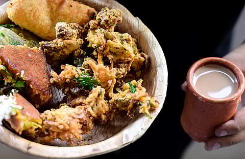 Have Chai and Pakora at Q-Court in Quest Mall, Kolkata